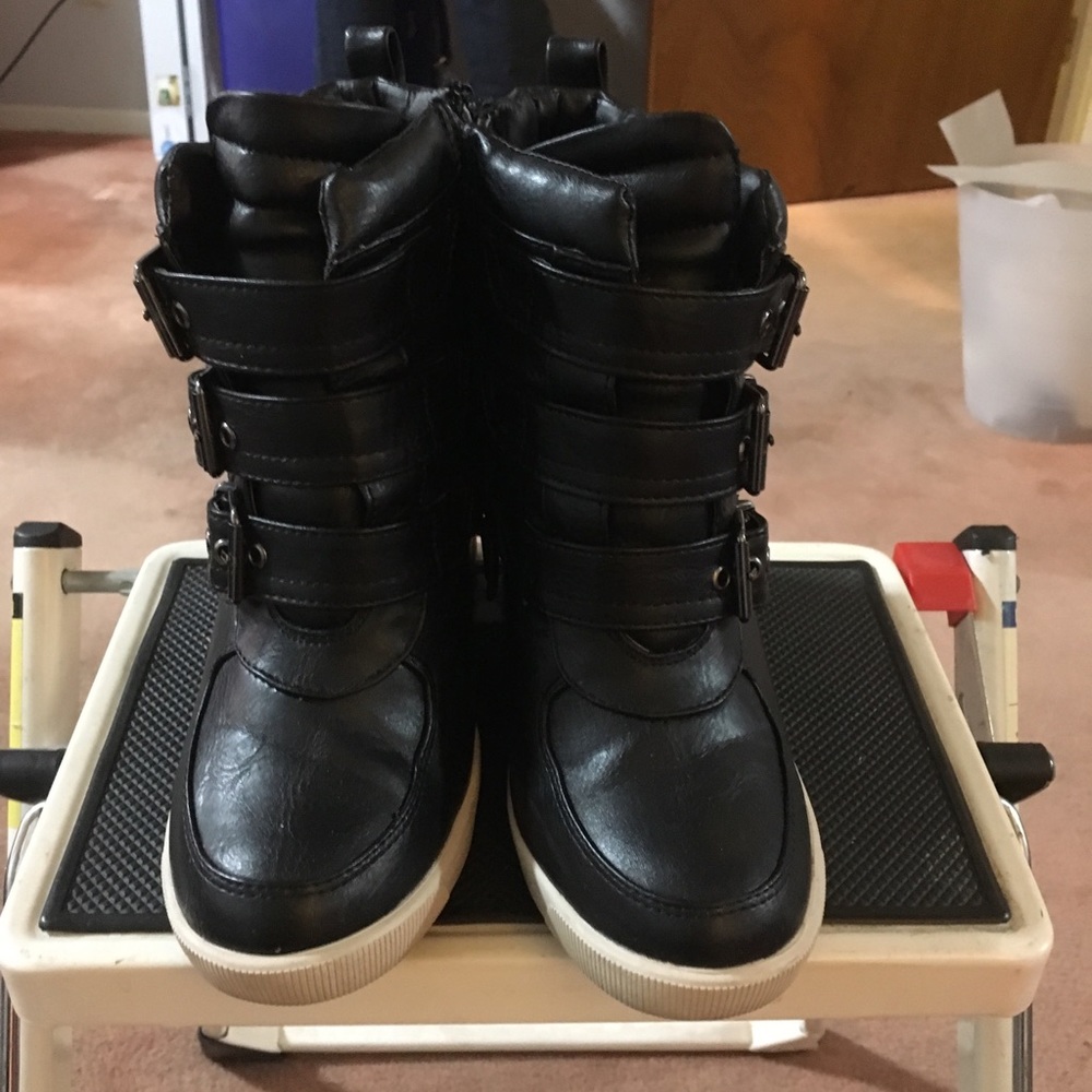 Steve Madden boots